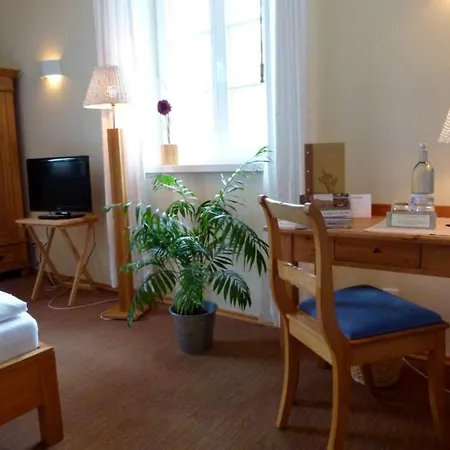 Gutshof Hotel Leizen