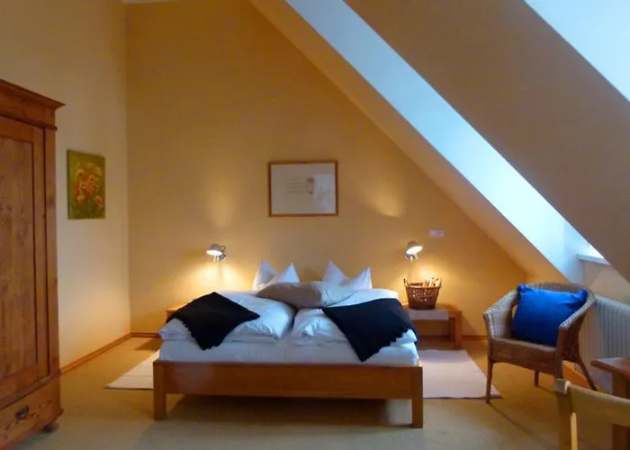 Gutshof 3* Leizen